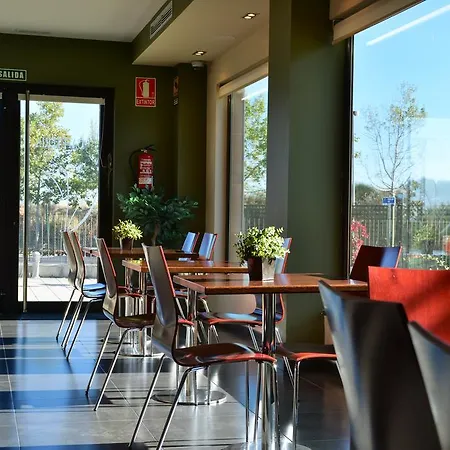 Pago Del Olivo Hotel