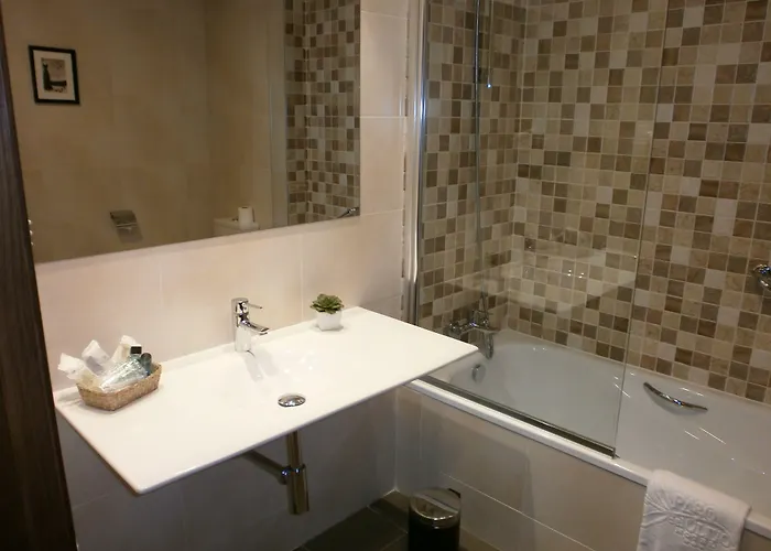 帕格奥利沃酒店 3* 锡曼卡斯