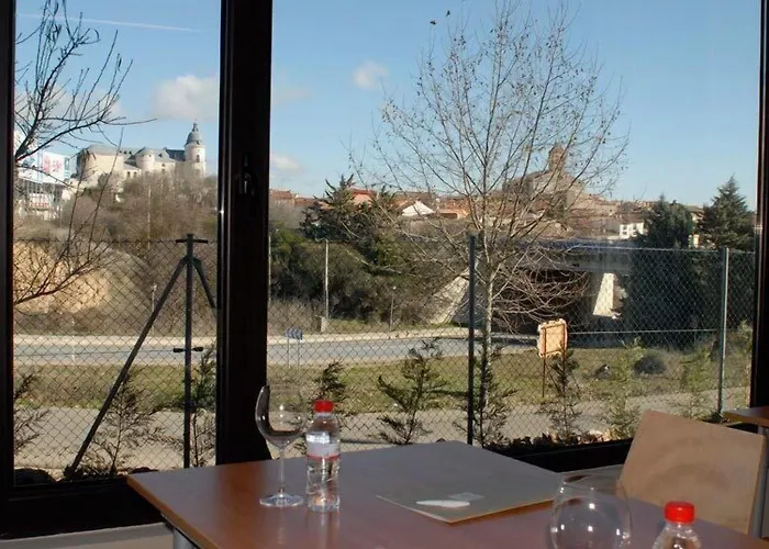 Pago Del Olivo Hotel