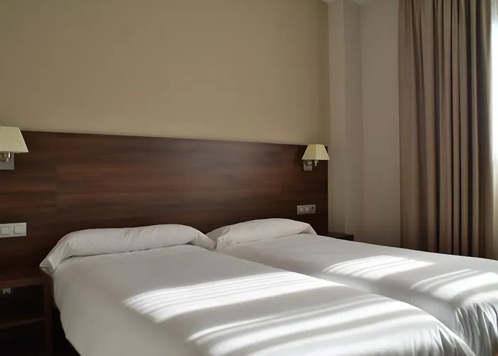 帕格奥利沃酒店 3*